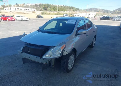 2016 Nissan Versa 1.6 S+ из США, поврежденный, VIN 3N1CN7AP5GL817578